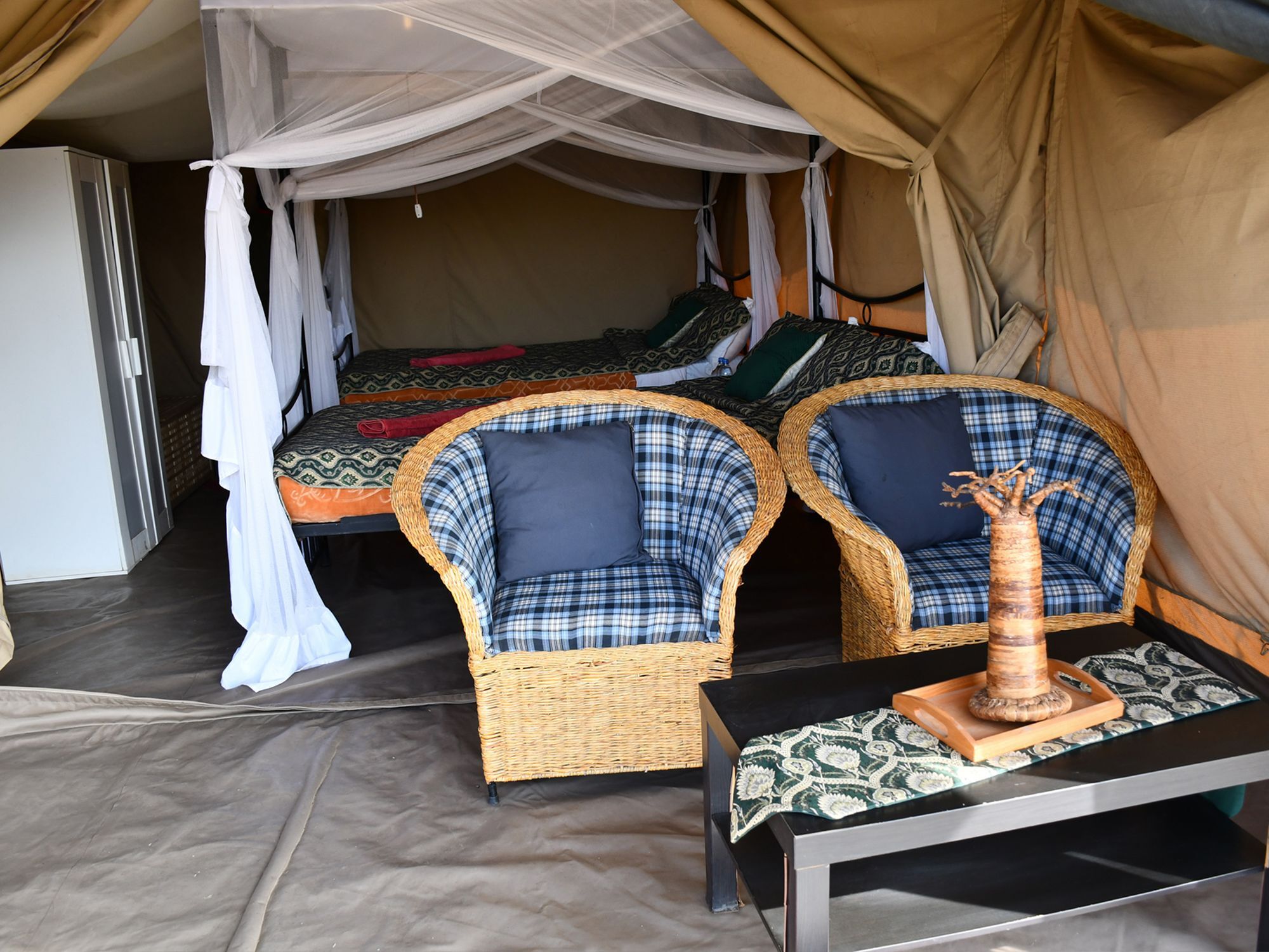 Serengeti Wildebeest Camp Hotel Exterior photo